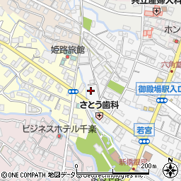 静岡県御殿場市新橋2073-10周辺の地図