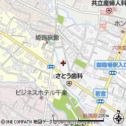 静岡県御殿場市新橋2072周辺の地図