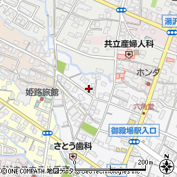 静岡県御殿場市新橋2058-1周辺の地図