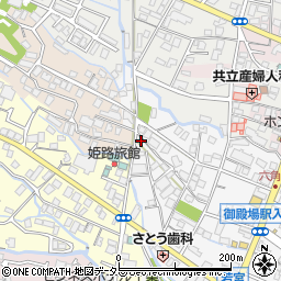 静岡県御殿場市新橋2070周辺の地図