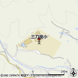 雲南市立三刀屋小学校周辺の地図