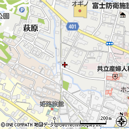 静岡県御殿場市萩原702周辺の地図