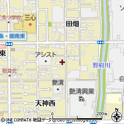 愛知県一宮市三条小辰己21周辺の地図