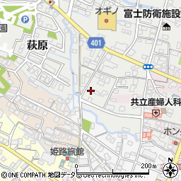 静岡県御殿場市萩原701周辺の地図