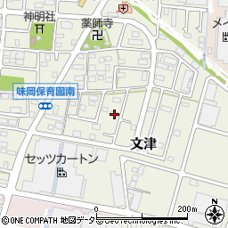 愛知県小牧市文津697周辺の地図