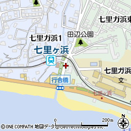 七里ヶ浜駅周辺の地図