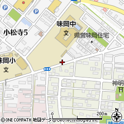 愛知県小牧市小松寺4丁目3周辺の地図