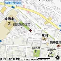 愛知県小牧市小松寺4丁目114周辺の地図