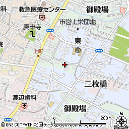 静岡県御殿場市御殿場2-12周辺の地図