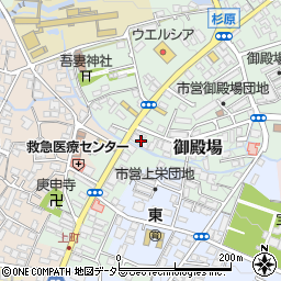 静岡県御殿場市御殿場42周辺の地図