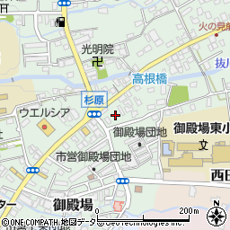 静岡県御殿場市御殿場69周辺の地図