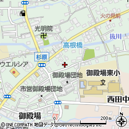 静岡県御殿場市御殿場524周辺の地図