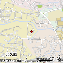 静岡県御殿場市北久原556-21周辺の地図