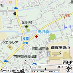 静岡県御殿場市御殿場73周辺の地図