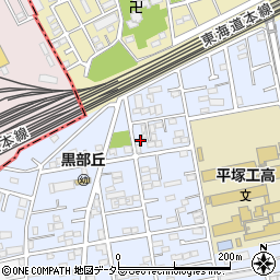 神奈川県平塚市黒部丘18-19周辺の地図