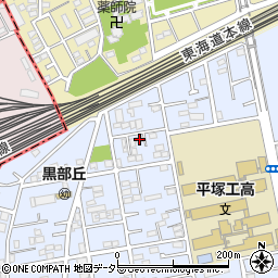 神奈川県平塚市黒部丘18-28周辺の地図