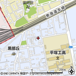 神奈川県平塚市黒部丘18-30周辺の地図
