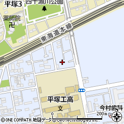 神奈川県平塚市黒部丘10-7周辺の地図