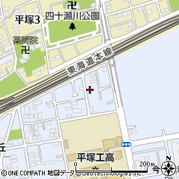 神奈川県平塚市黒部丘10-28周辺の地図