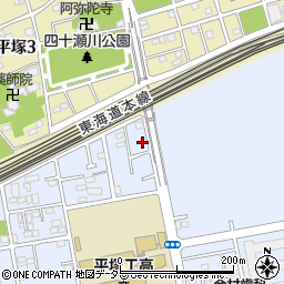 神奈川県平塚市黒部丘10-4周辺の地図