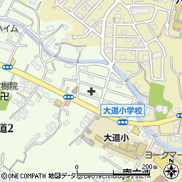 神奈川県横浜市金沢区大道1丁目8周辺の地図
