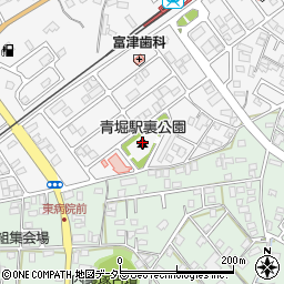 青堀駅裏公園周辺の地図