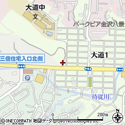 神奈川県横浜市金沢区大道1丁目74周辺の地図