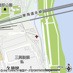 神奈川県平塚市久領堤3-14周辺の地図