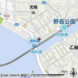 神奈川県横浜市金沢区平潟町30周辺の地図