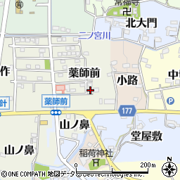 愛知県犬山市薬師前3-13周辺の地図