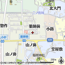 愛知県犬山市薬師前3-10周辺の地図