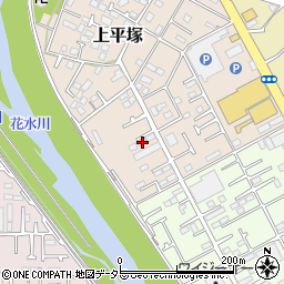 神奈川県平塚市上平塚11-53周辺の地図