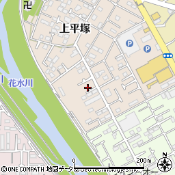 神奈川県平塚市上平塚11-51周辺の地図