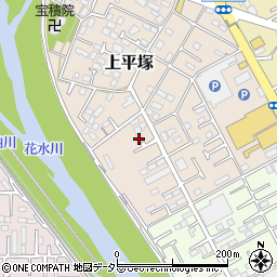 神奈川県平塚市上平塚11-48周辺の地図