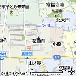 愛知県犬山市薬師前13-7周辺の地図