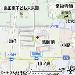 愛知県犬山市薬師前21-22周辺の地図
