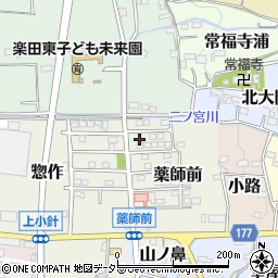 愛知県犬山市薬師前21-17周辺の地図
