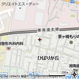 神奈川県茅ヶ崎市ひばりが丘1-64-2周辺の地図