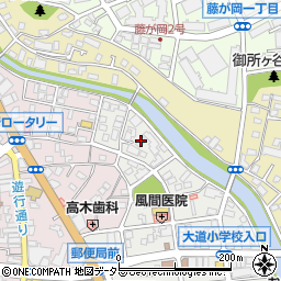 湘南クレヨン保育園朝日町園周辺の地図