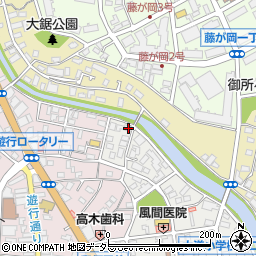 神奈川県藤沢市朝日町21-3周辺の地図