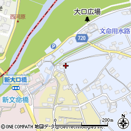 神奈川県南足柄市班目40周辺の地図