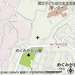 神奈川県平塚市めぐみが丘2丁目28周辺の地図