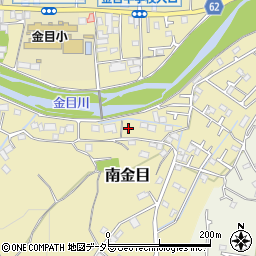 神奈川県平塚市南金目1704-1周辺の地図