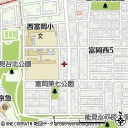神奈川県横浜市金沢区富岡西5丁目47周辺の地図