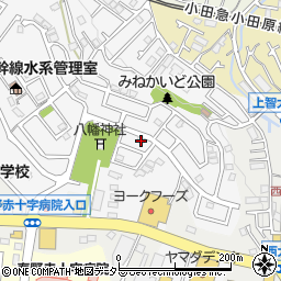 神奈川県秦野市尾尻410-132周辺の地図