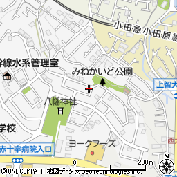 神奈川県秦野市尾尻410-119周辺の地図