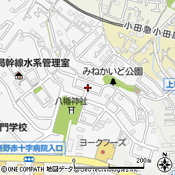 神奈川県秦野市尾尻410-112周辺の地図