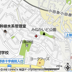 神奈川県秦野市尾尻410-118周辺の地図