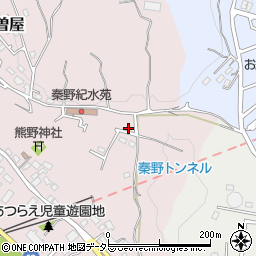 神奈川県秦野市曽屋5540周辺の地図