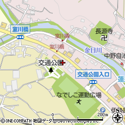 神奈川県秦野市曽屋5905周辺の地図
